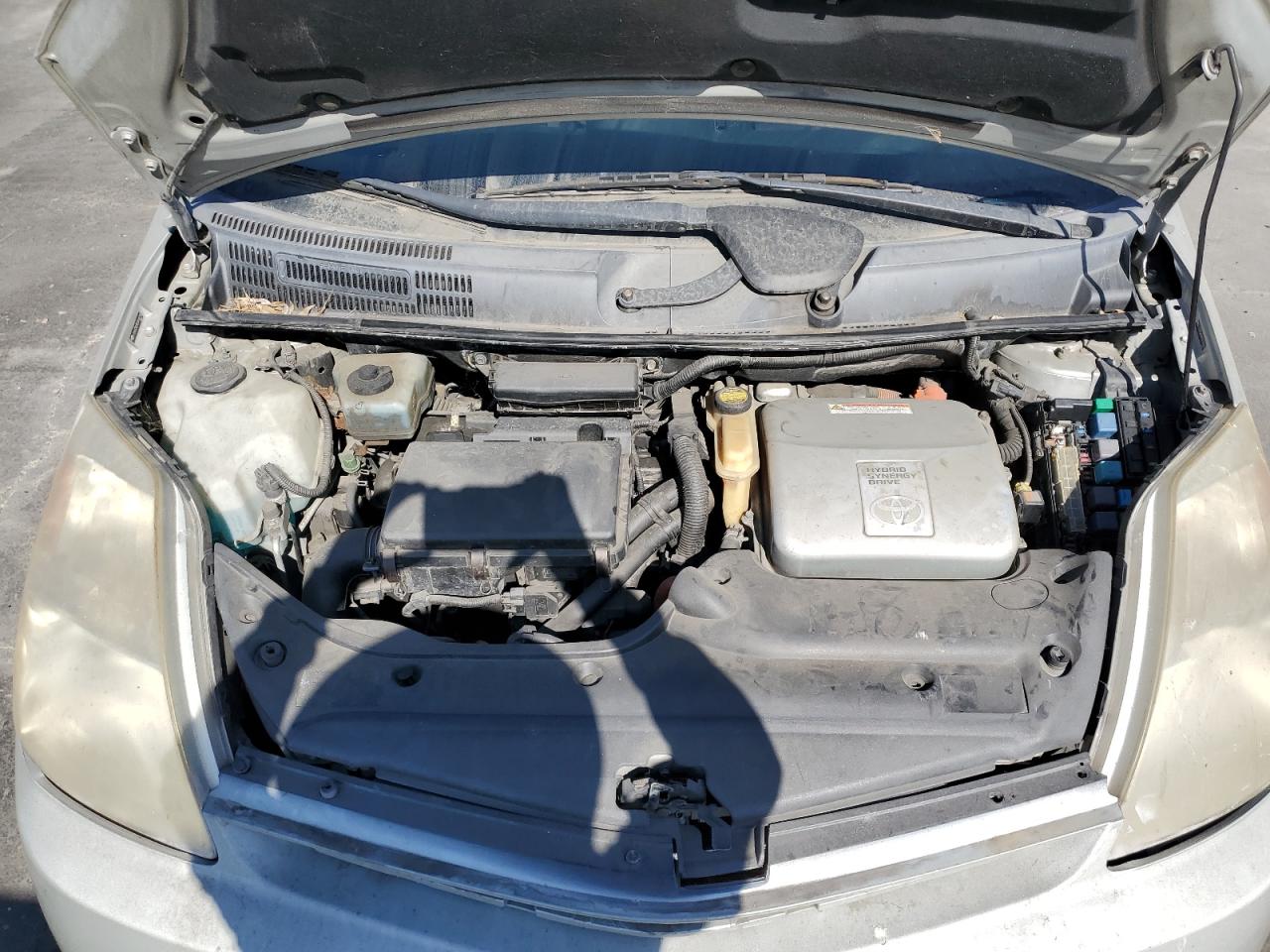 2005 Toyota Prius - Image 12