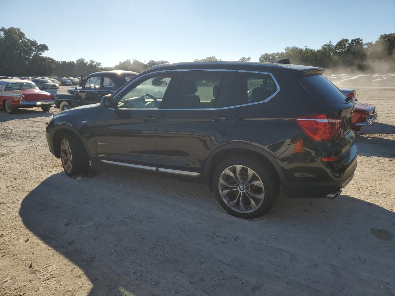 VIN 5UXWX9C5XG0D79621 2016 BMW X3 no.2