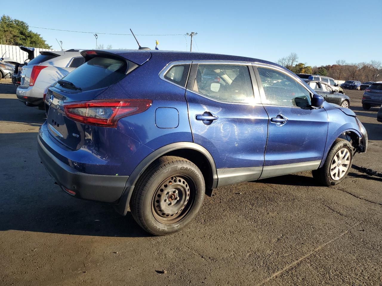 2020 Nissan Rogue - Image 3