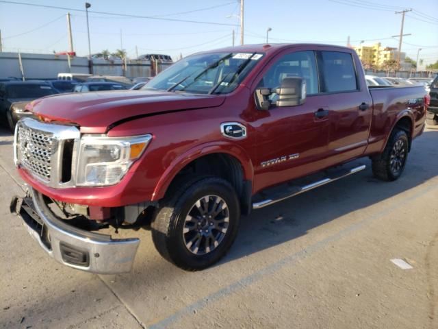 Пикапы NISSAN TITAN 2016 Красный