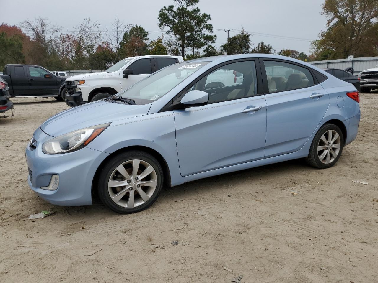 2013 Hyundai Accent - Image 1