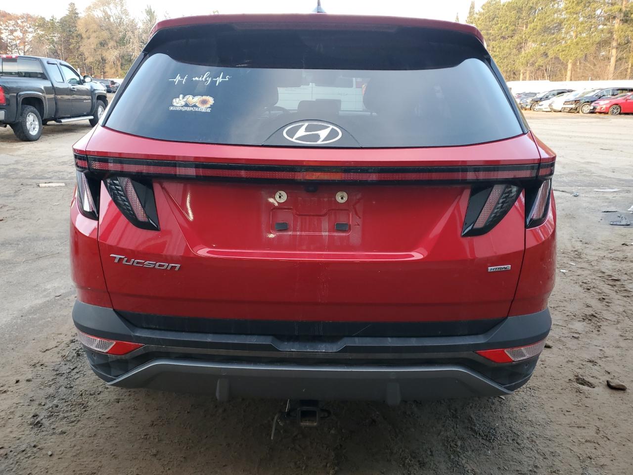 2022 Hyundai Tucson - Image 6