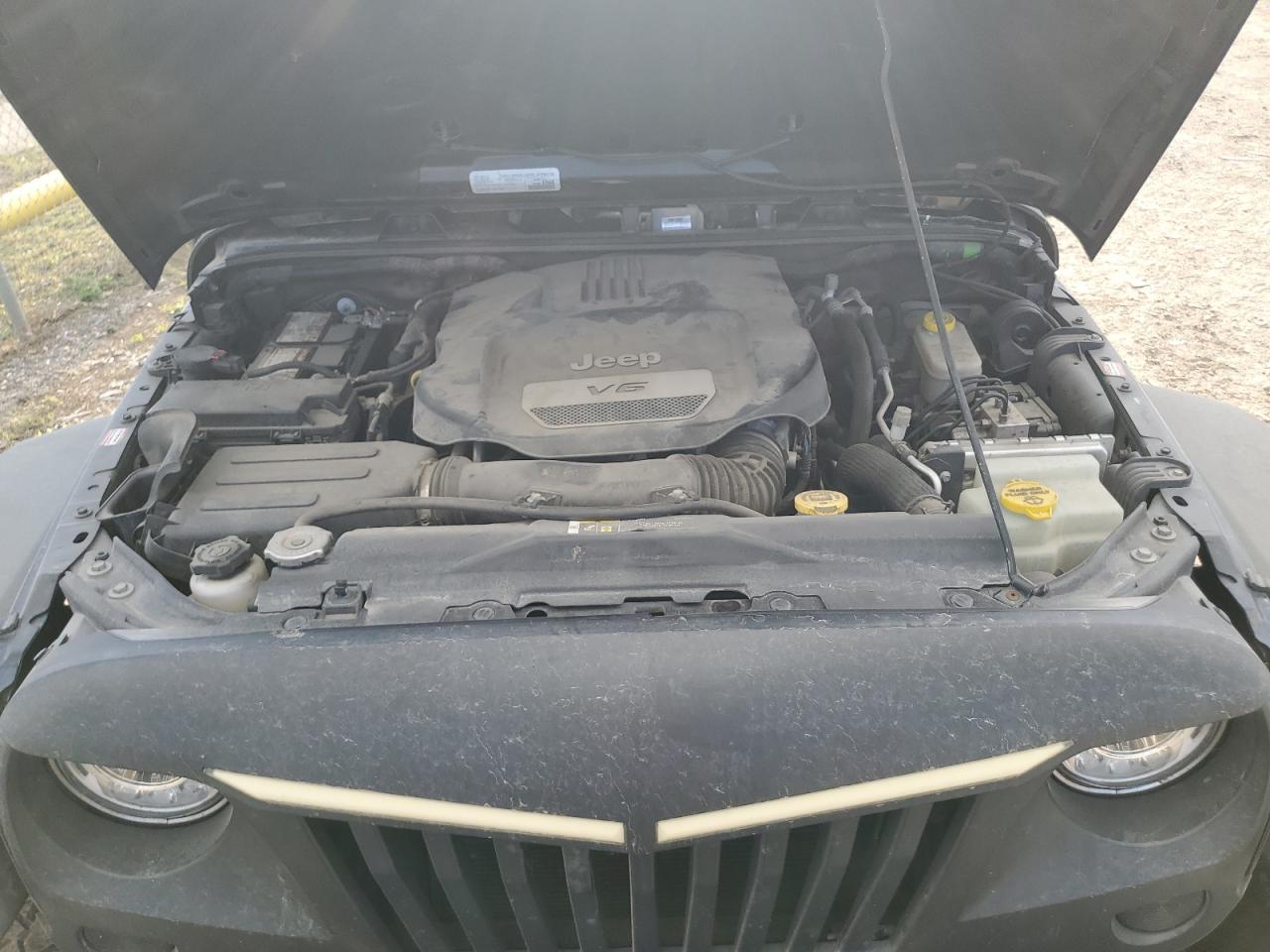 2017 Jeep Wrangler - Image 11