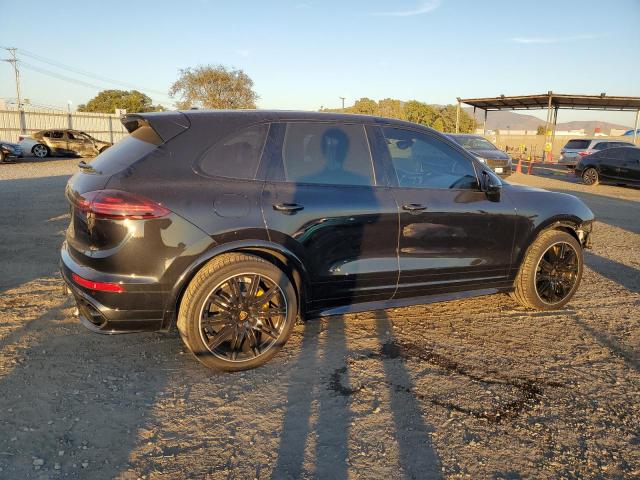  PORSCHE CAYENNE 2016 Черный