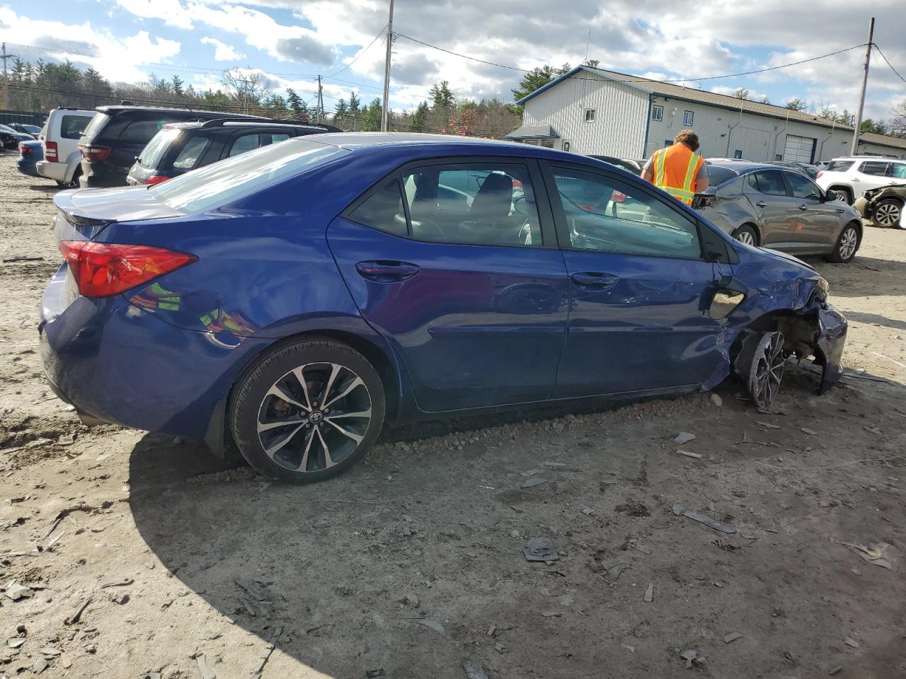 2018 Toyota Corolla - Image 3