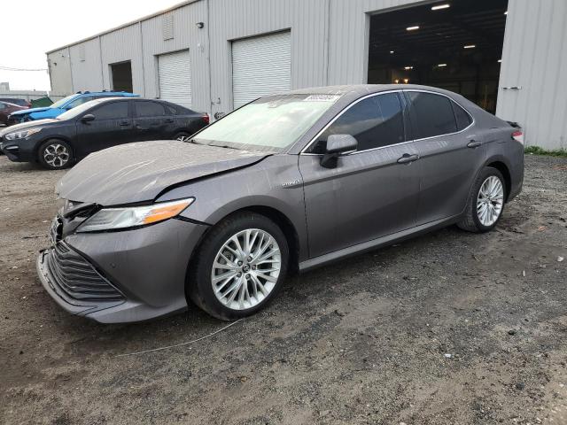 2018 Toyota Camry Hybrid