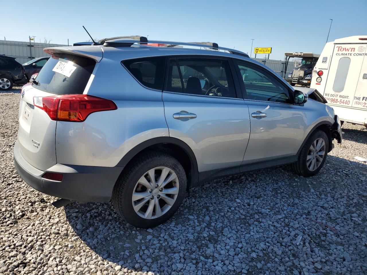 VIN 2T3DFREV2DW115452 2013 TOYOTA RAV4 no.3