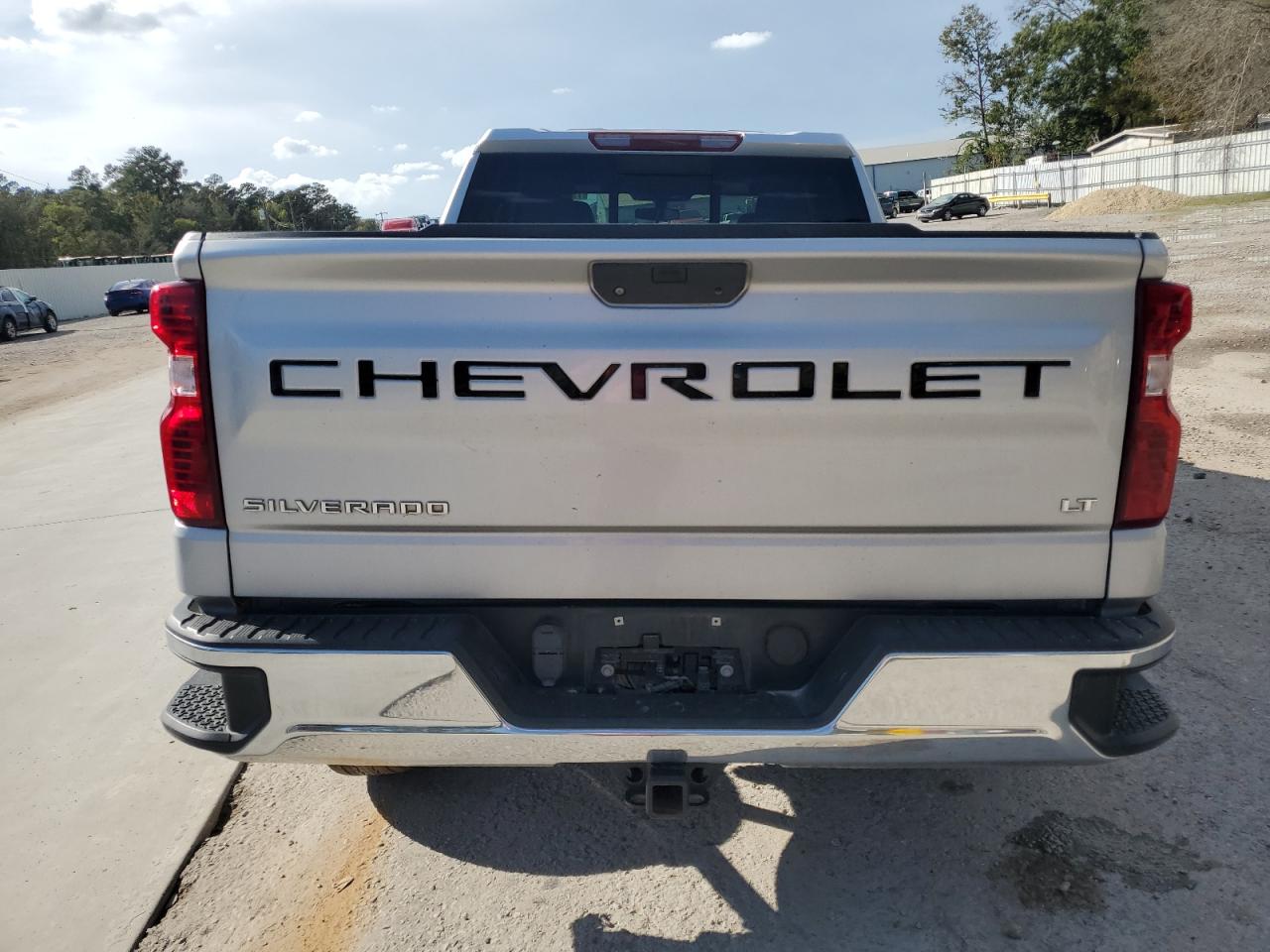 2020 Chevrolet Silverado - Image 6