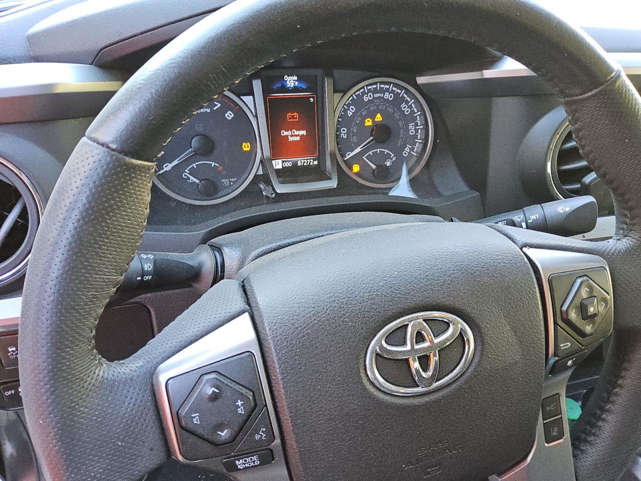 2022 Toyota Tacoma - Image 9