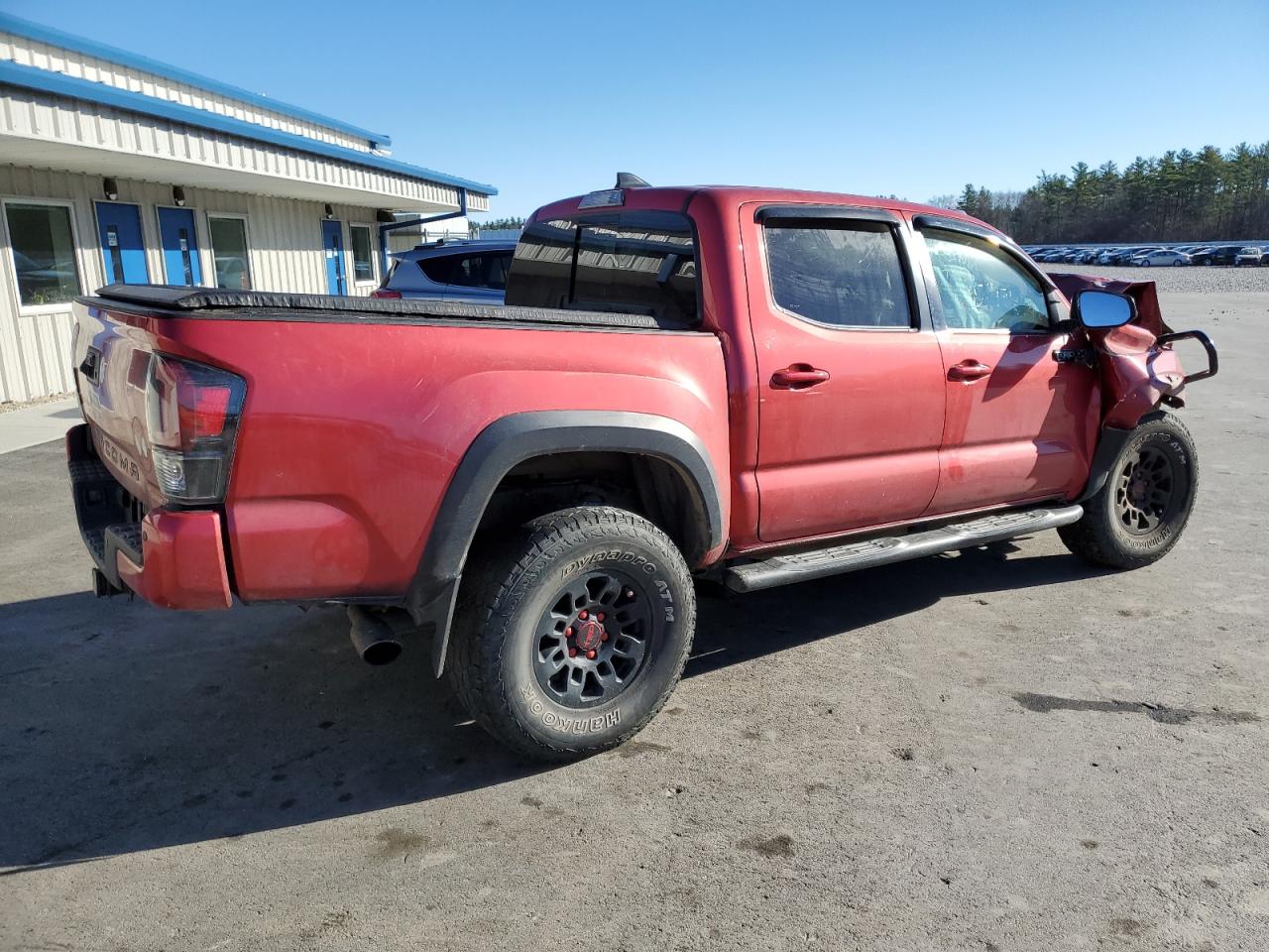 2017 Toyota Tacoma - Image 3