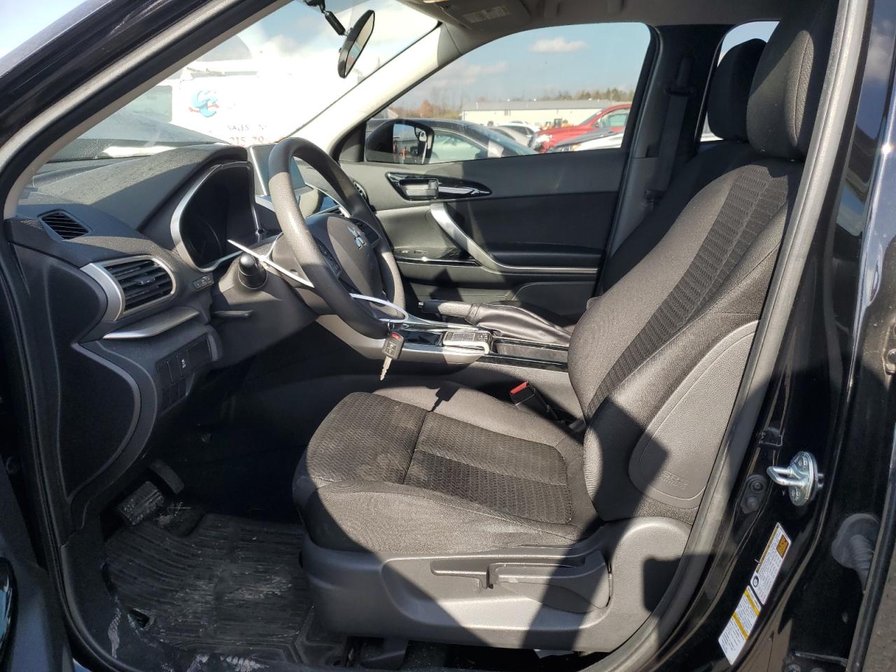 2019 Mitsubishi Eclipse - Image 7