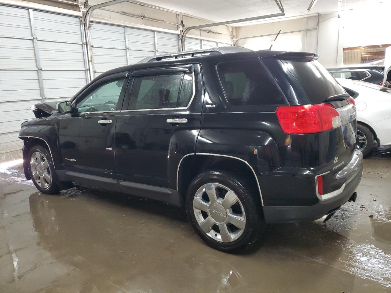 2016 GMC Terrain - Image 2