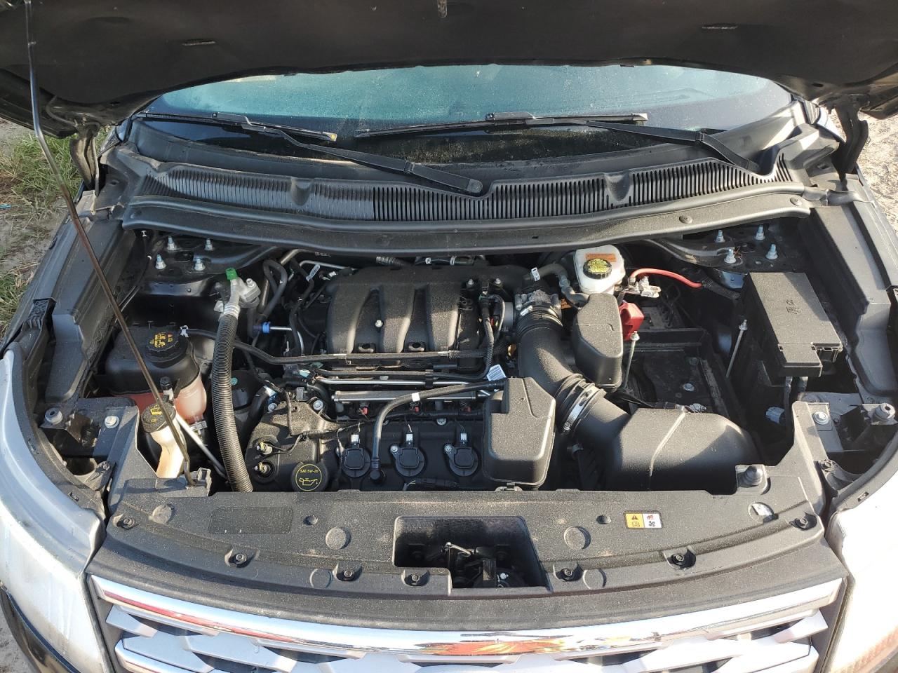 2019 Ford Explorer - Image 12
