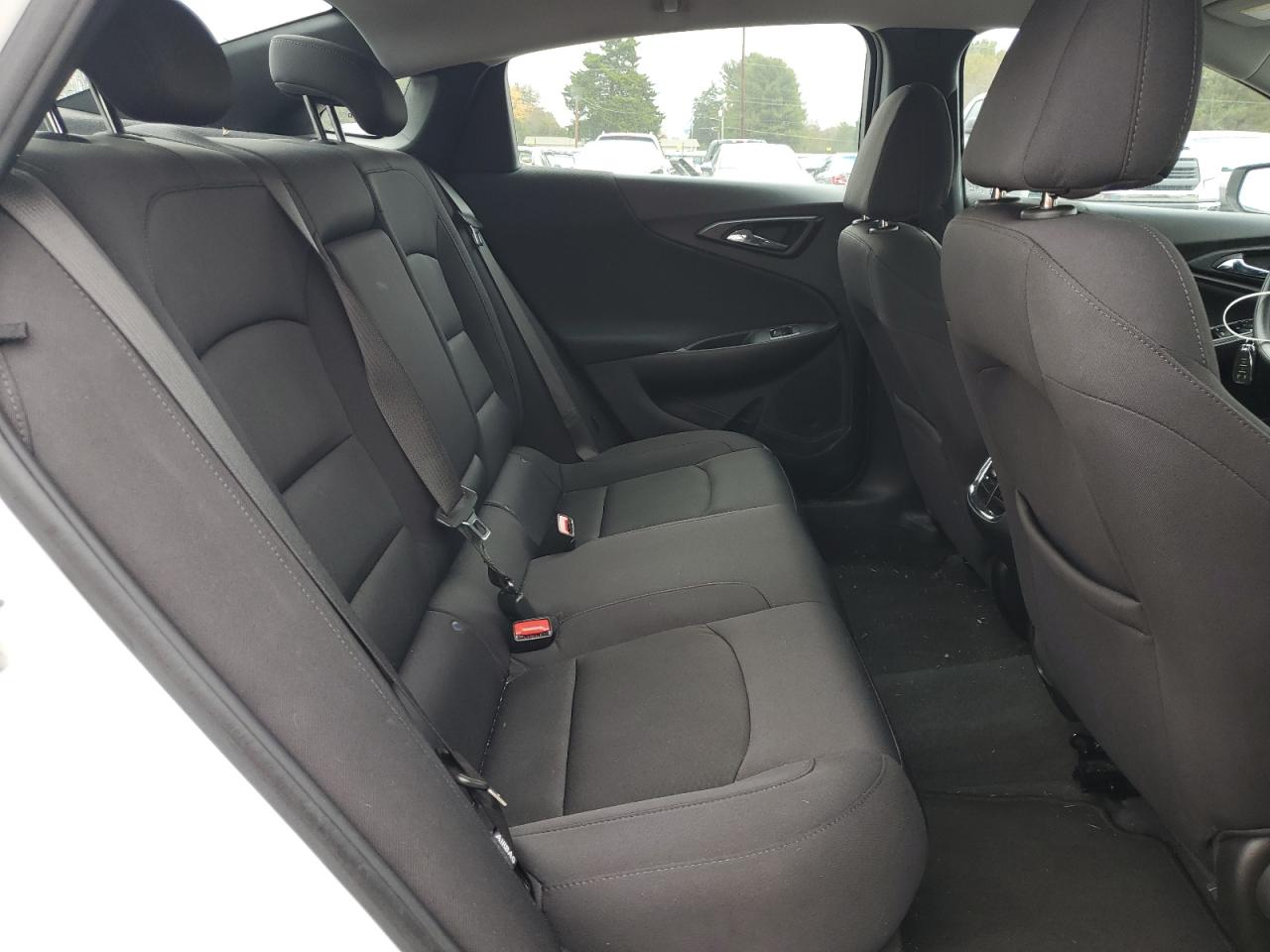 2021 Chevrolet Malibu - Image 10