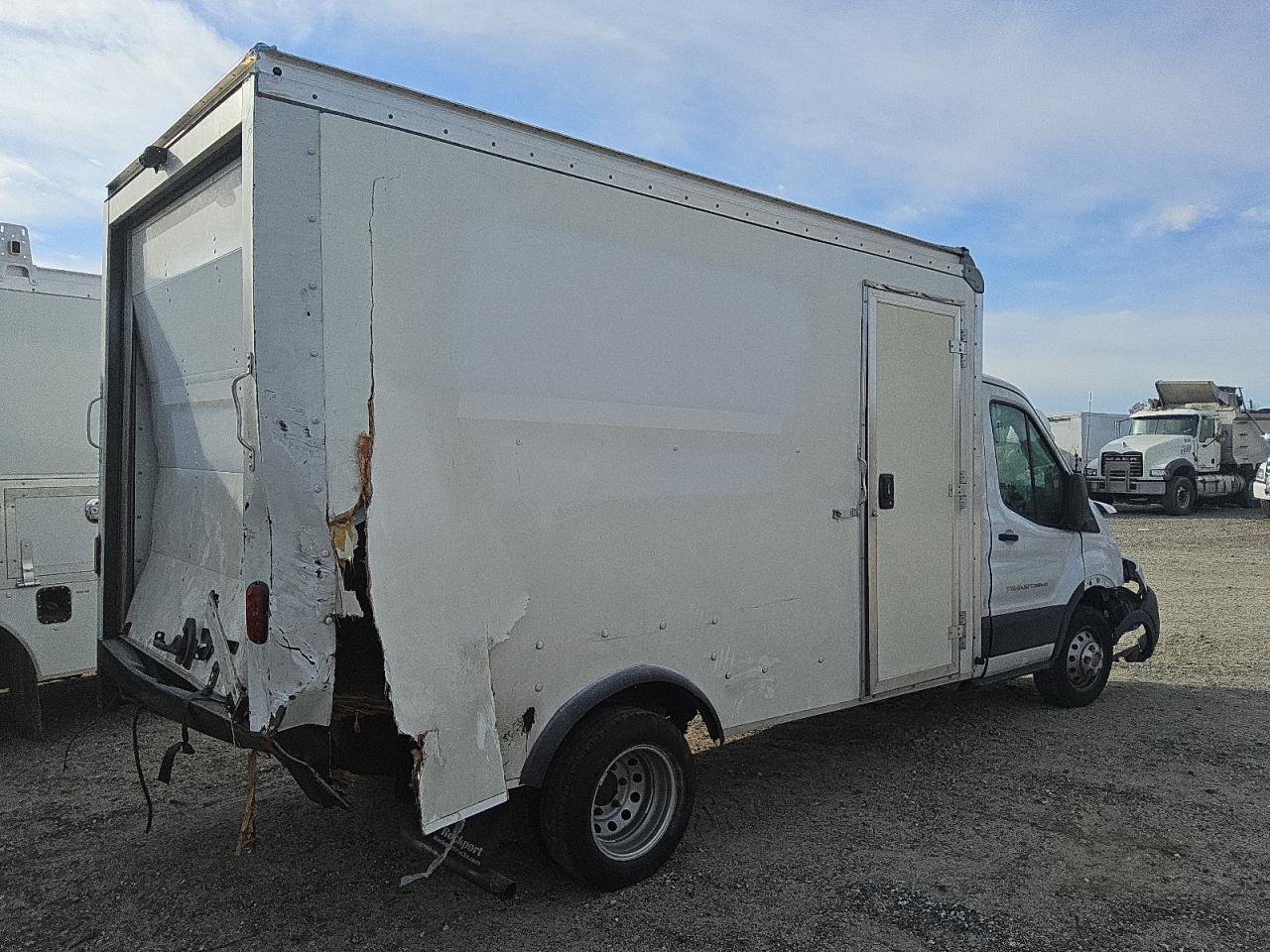 2022 Ford Transit - Image 3