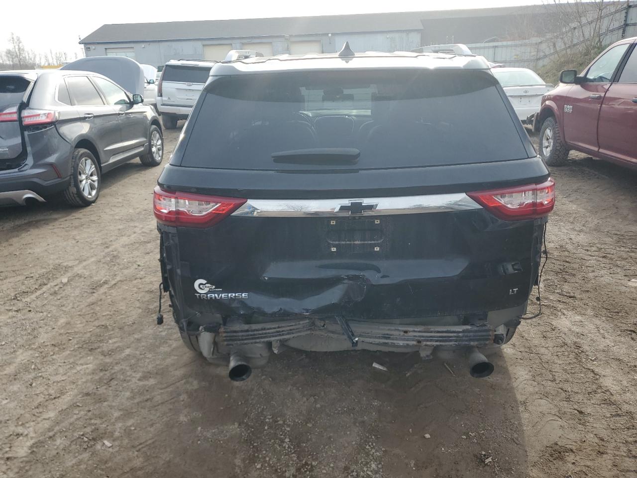 VIN 1GNERHKW6JJ163637 2018 CHEVROLET TRAVERSE no.6