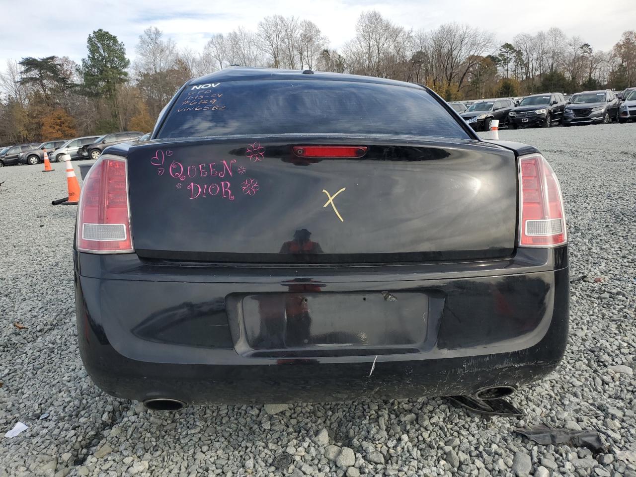 2012 Chrysler 300 - Image 6