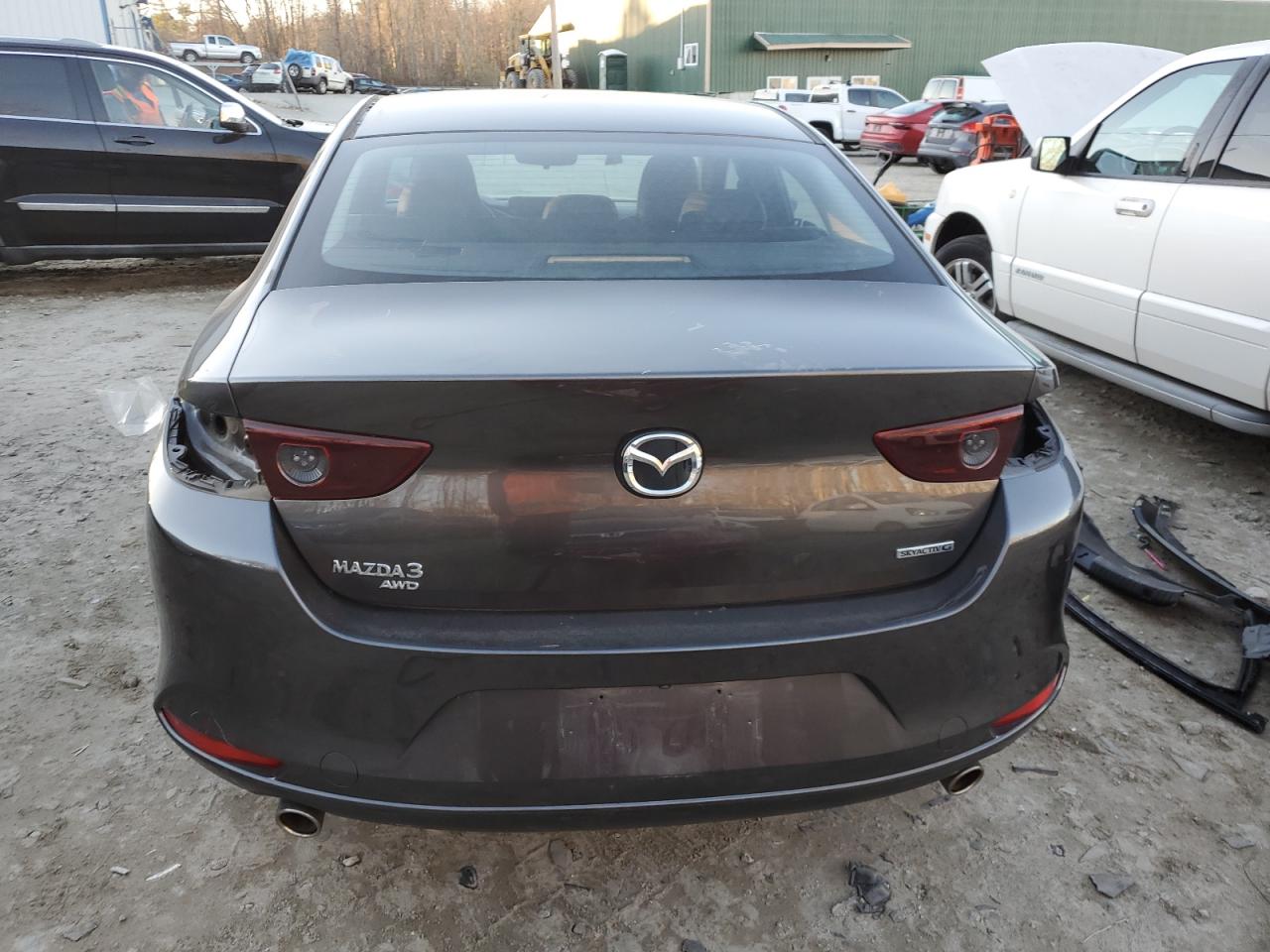 2021 Mazda 3 - Image 6