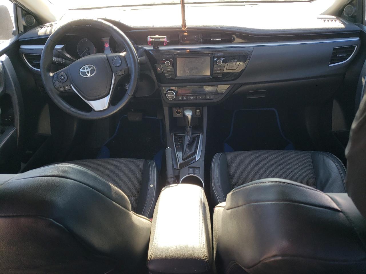 2015 Toyota Corolla - Image 8