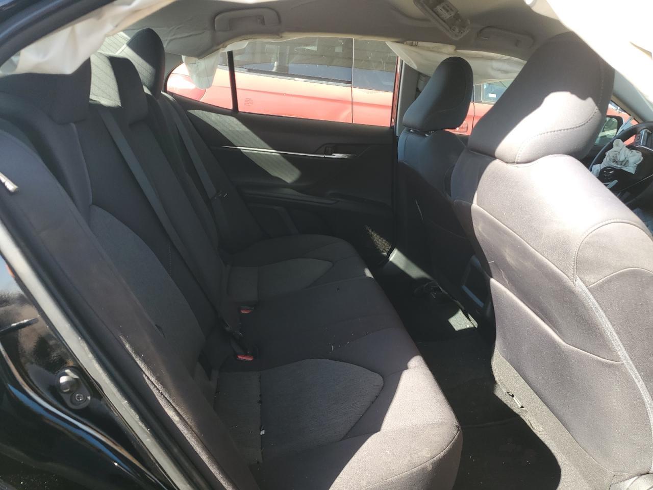 2022 Toyota Camry - Image 10