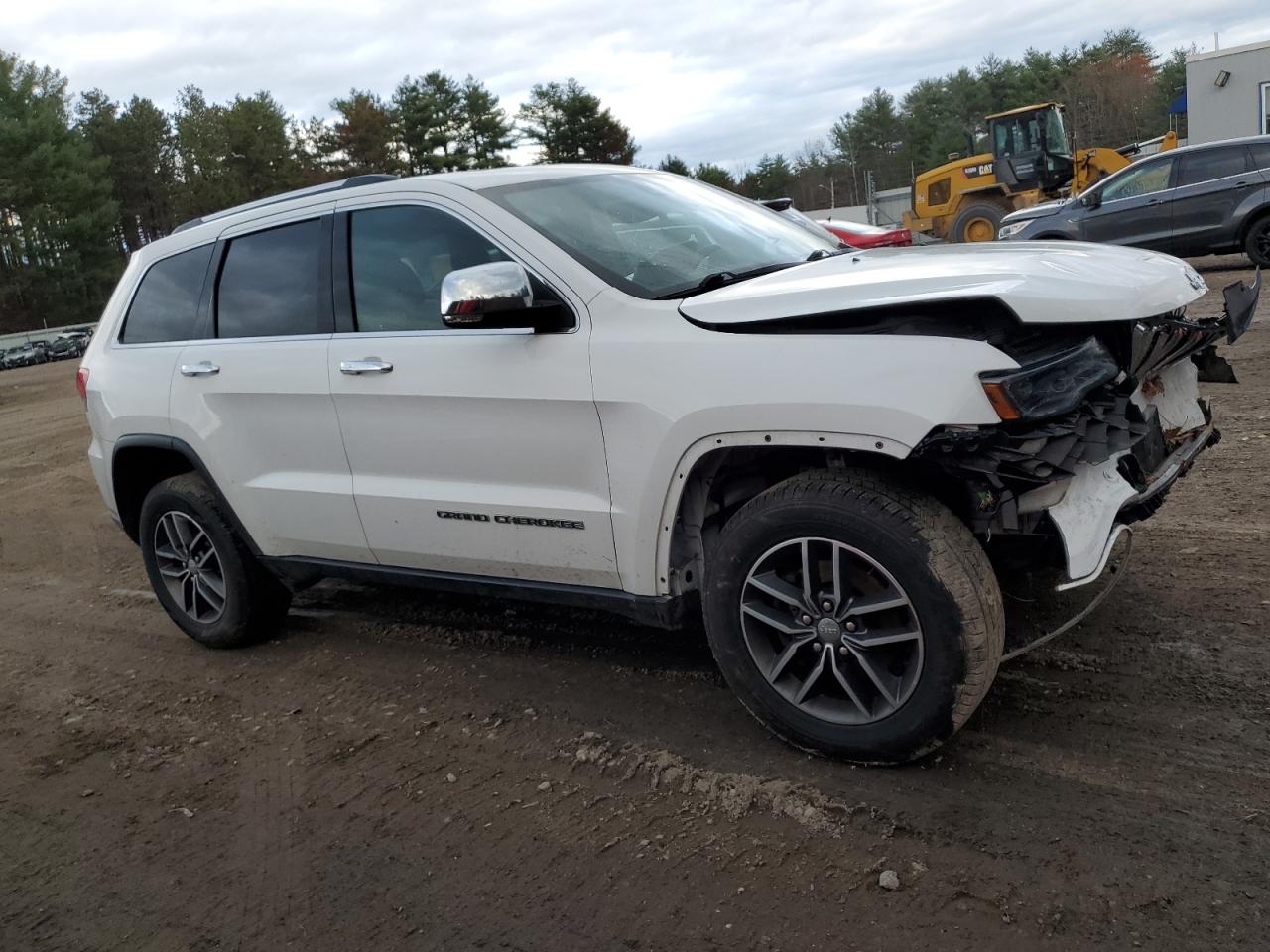2017 Jeep Grand Cherokee - Image 4