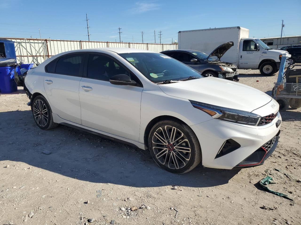 2022 Kia Forte - Image 4