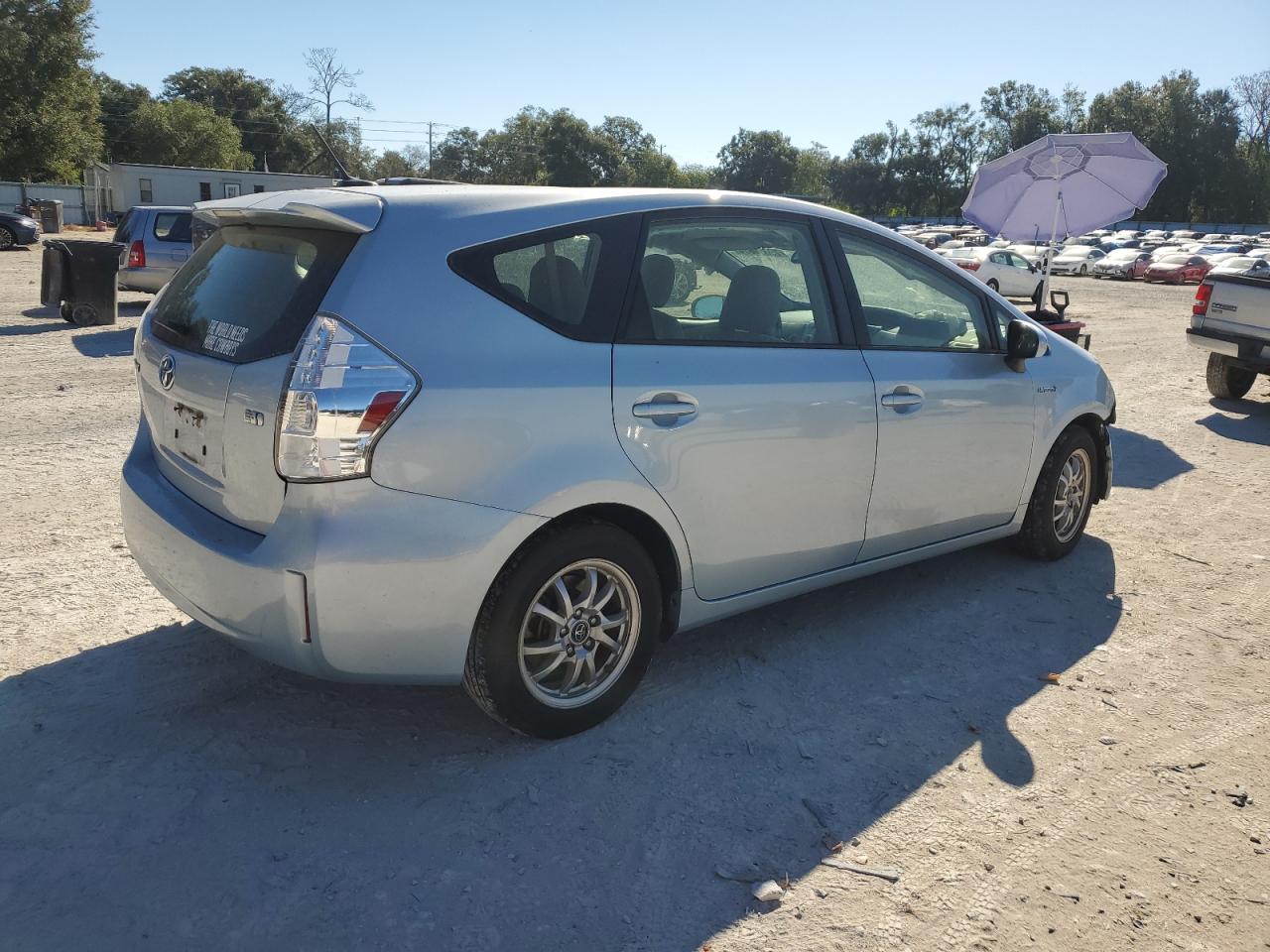 VIN JTDZN3EU0EJ004511 2014 TOYOTA PRIUS no.3