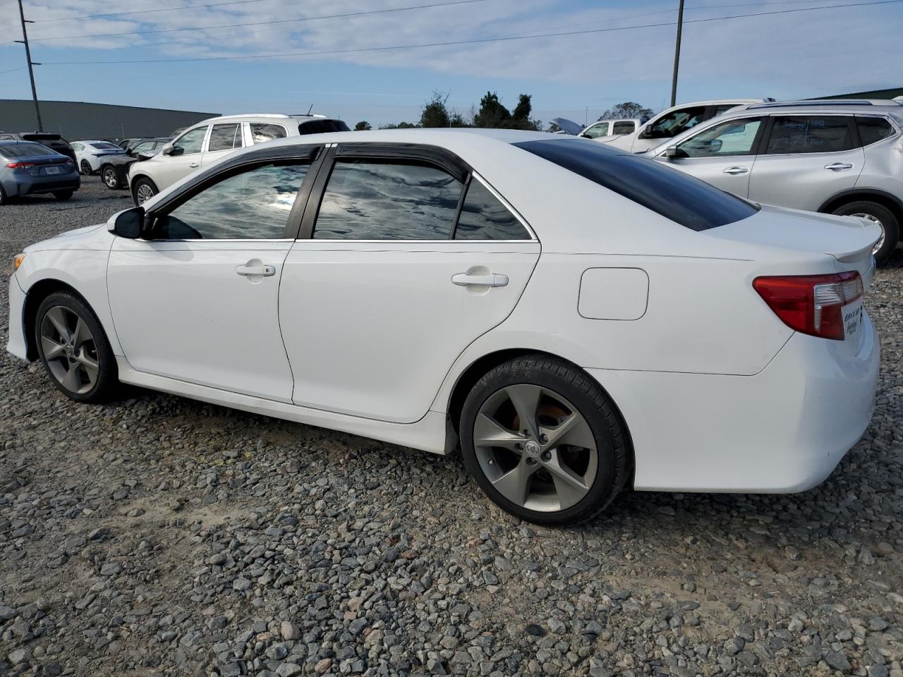 2014 Toyota Camry - Image 2