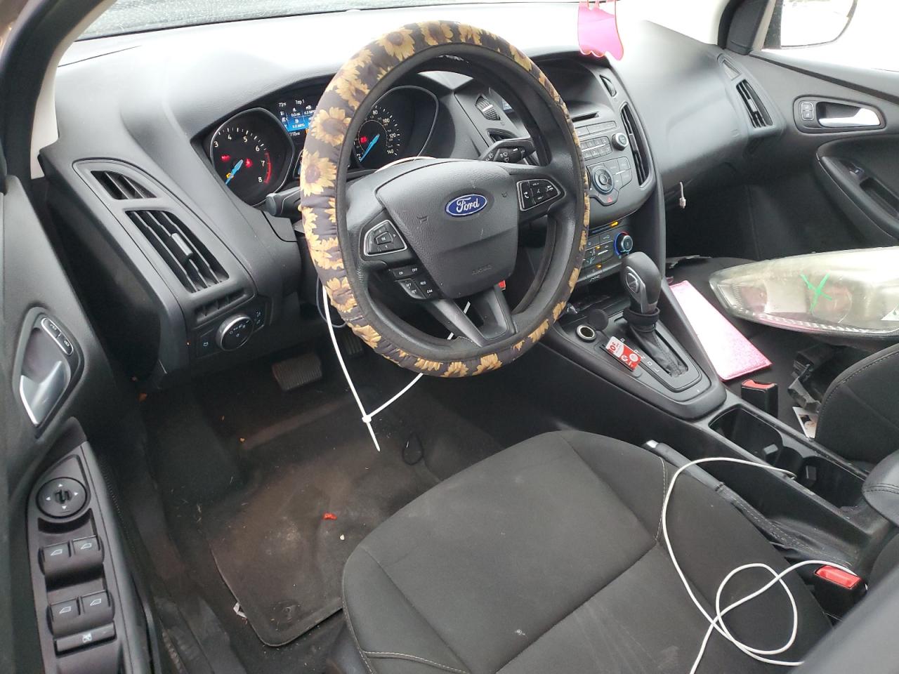 2017 Ford Focus - Image 8