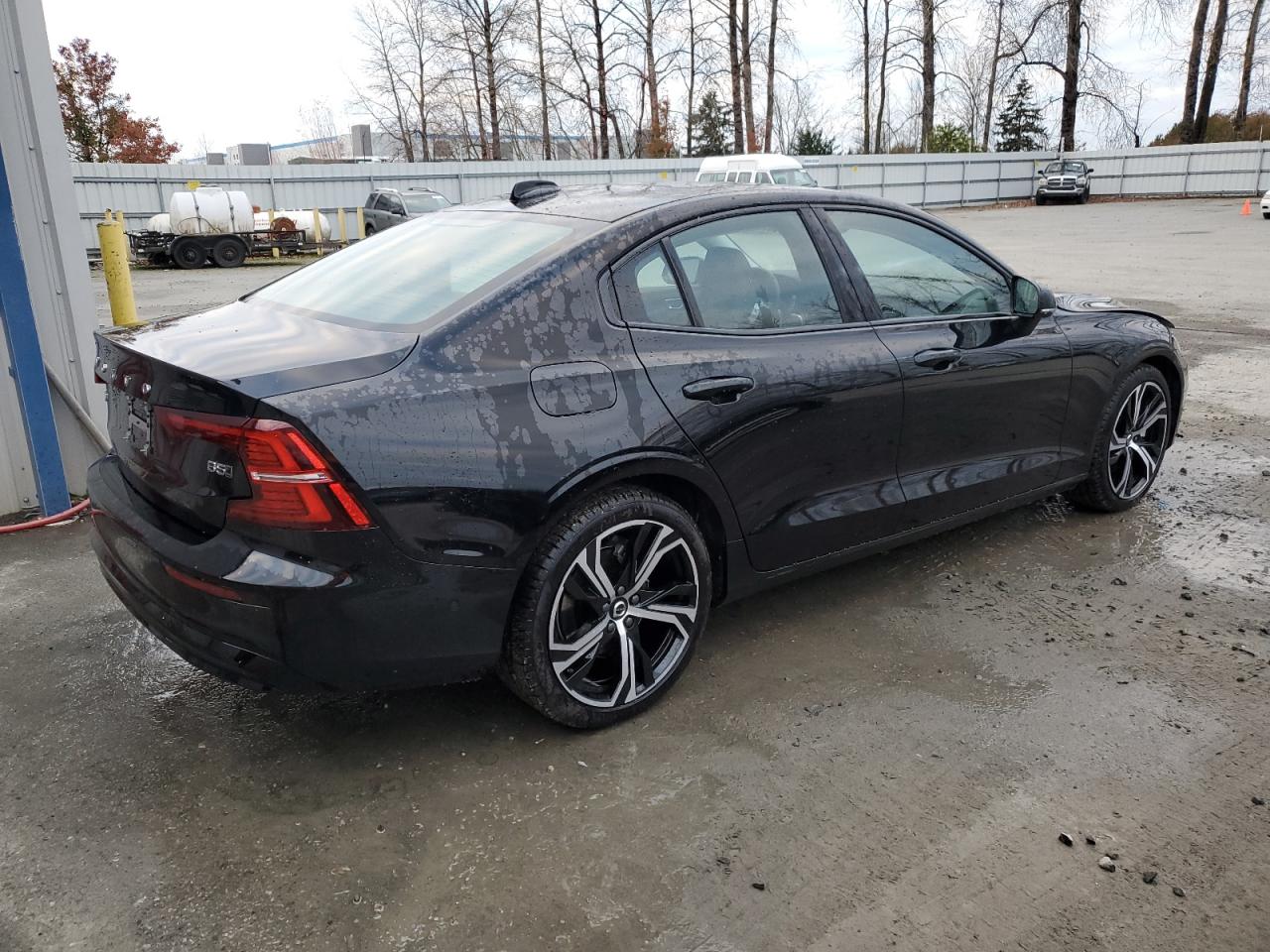 VIN 7JRL12GC1SG364946 2025 VOLVO S60 PLUS no.3