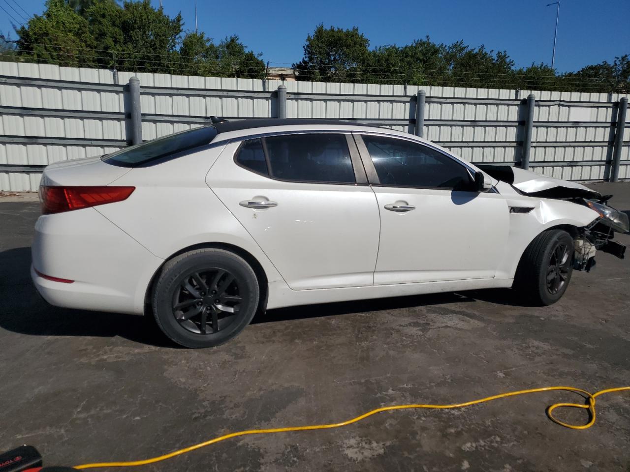 2012 Kia Optima - Image 3