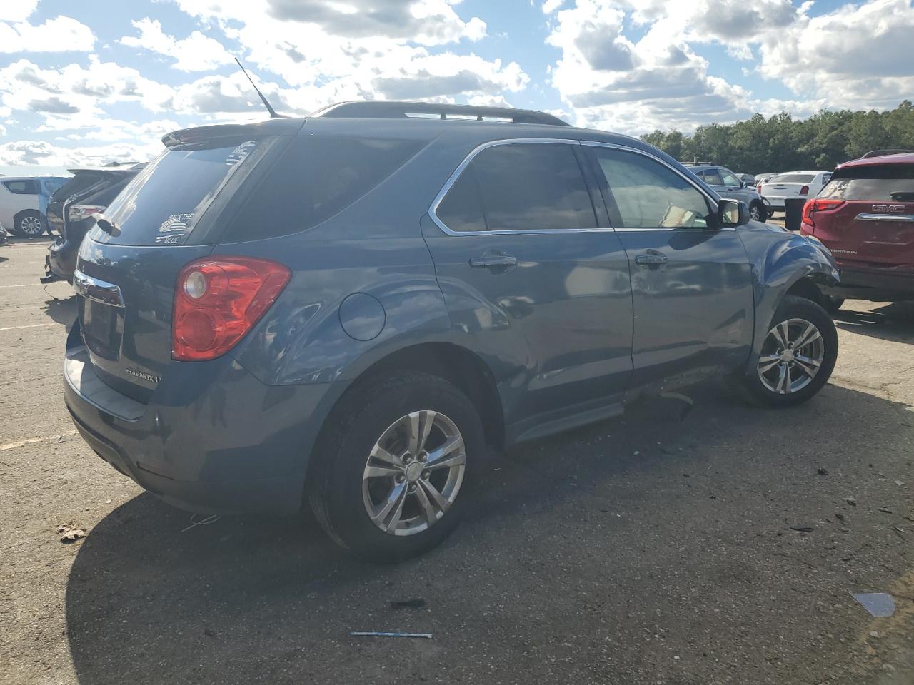 2011 Chevrolet Equinox - Image 3