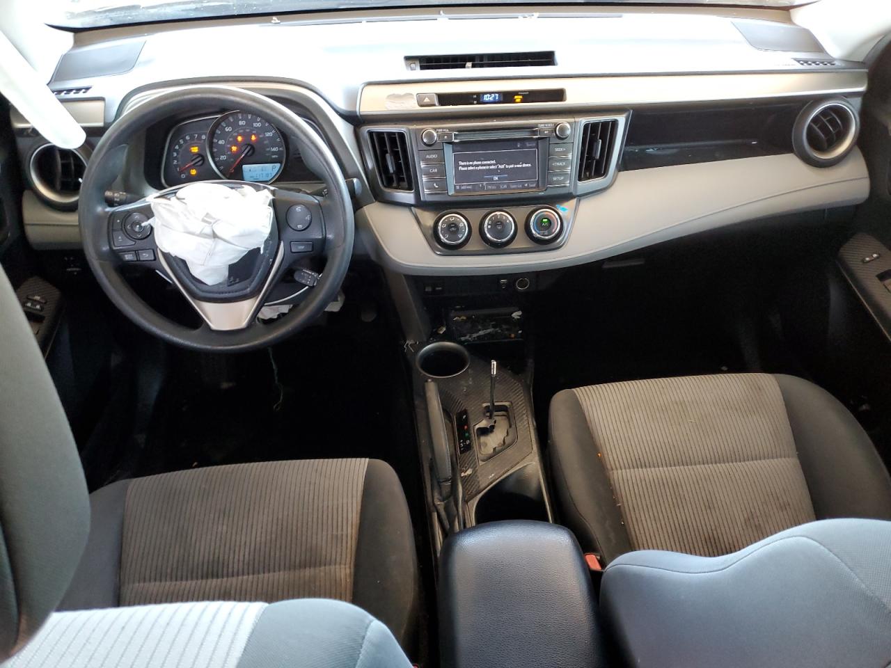 2015 Toyota RAV 4 - Image 8