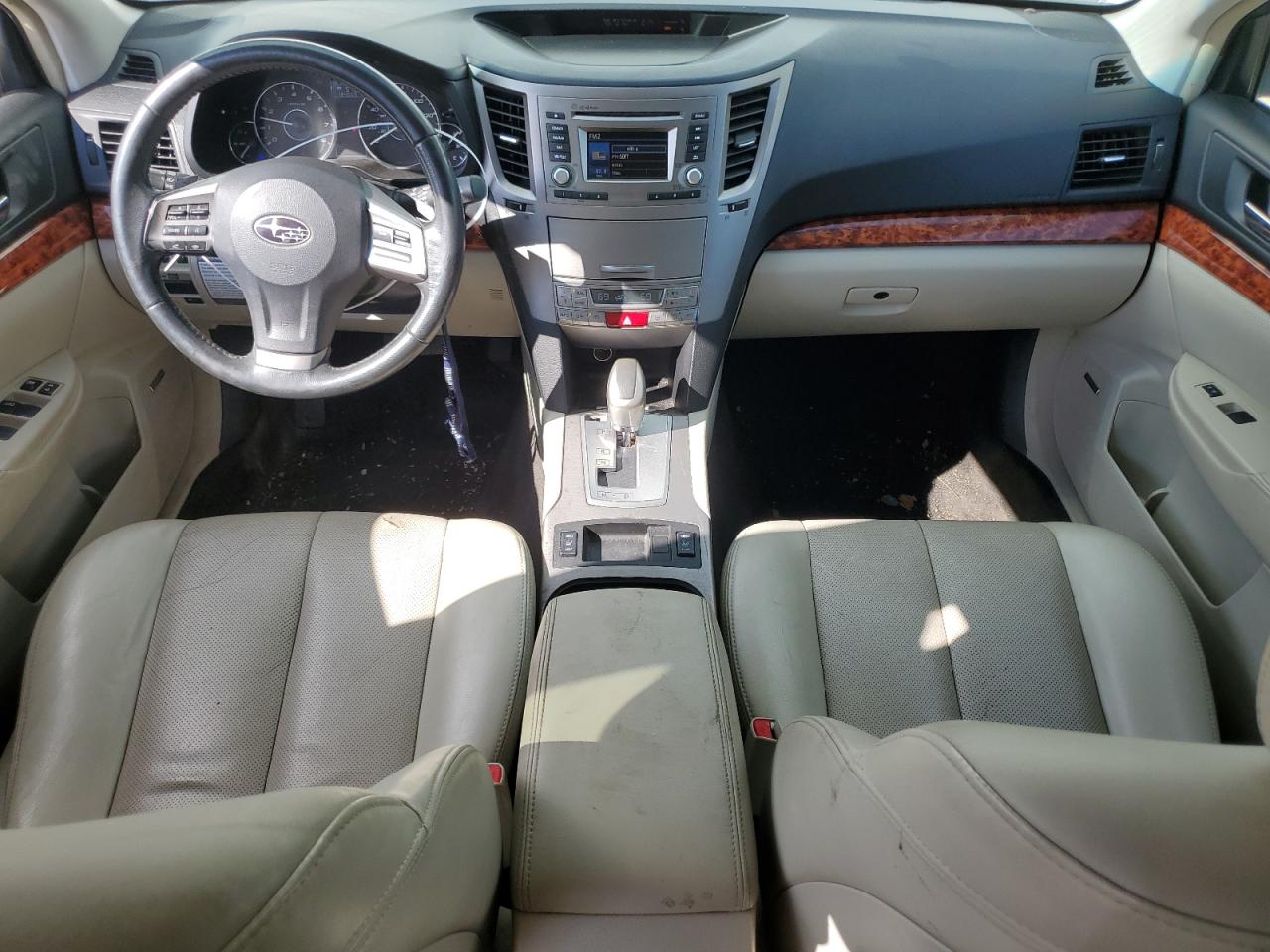 2012 Subaru Outback - Image 8