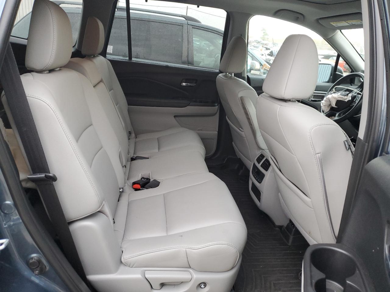 2021 Honda Pilot - Image 11