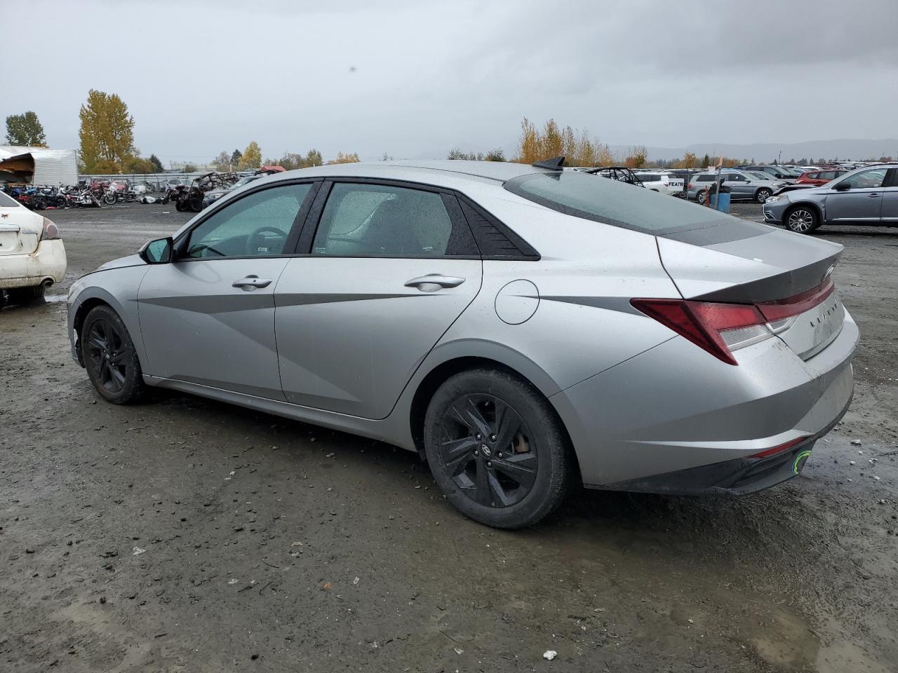 5NPLM4AG3MH045883 2021 HYUNDAI ELANTRA - Image 2