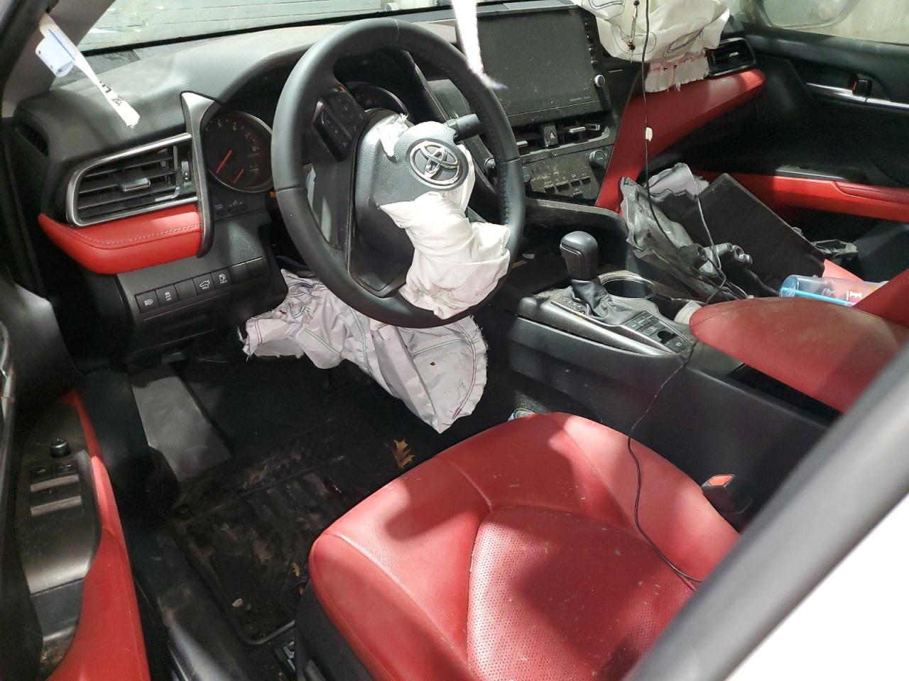 2022 Toyota Camry - Image 8
