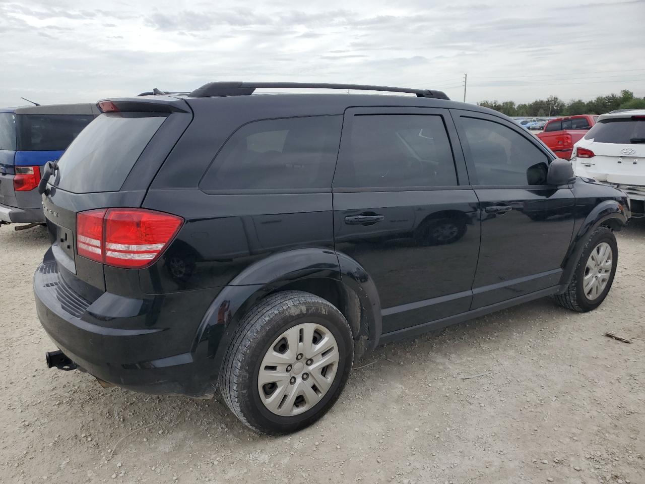 2020 Dodge Journey - Image 3