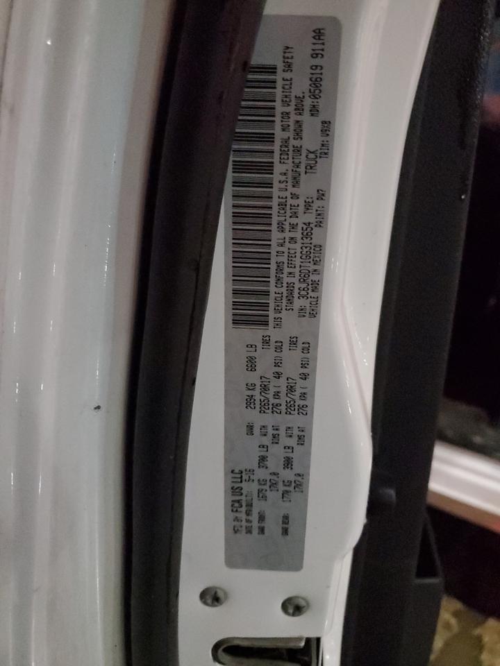 2016 RAM 1500 - Image 12