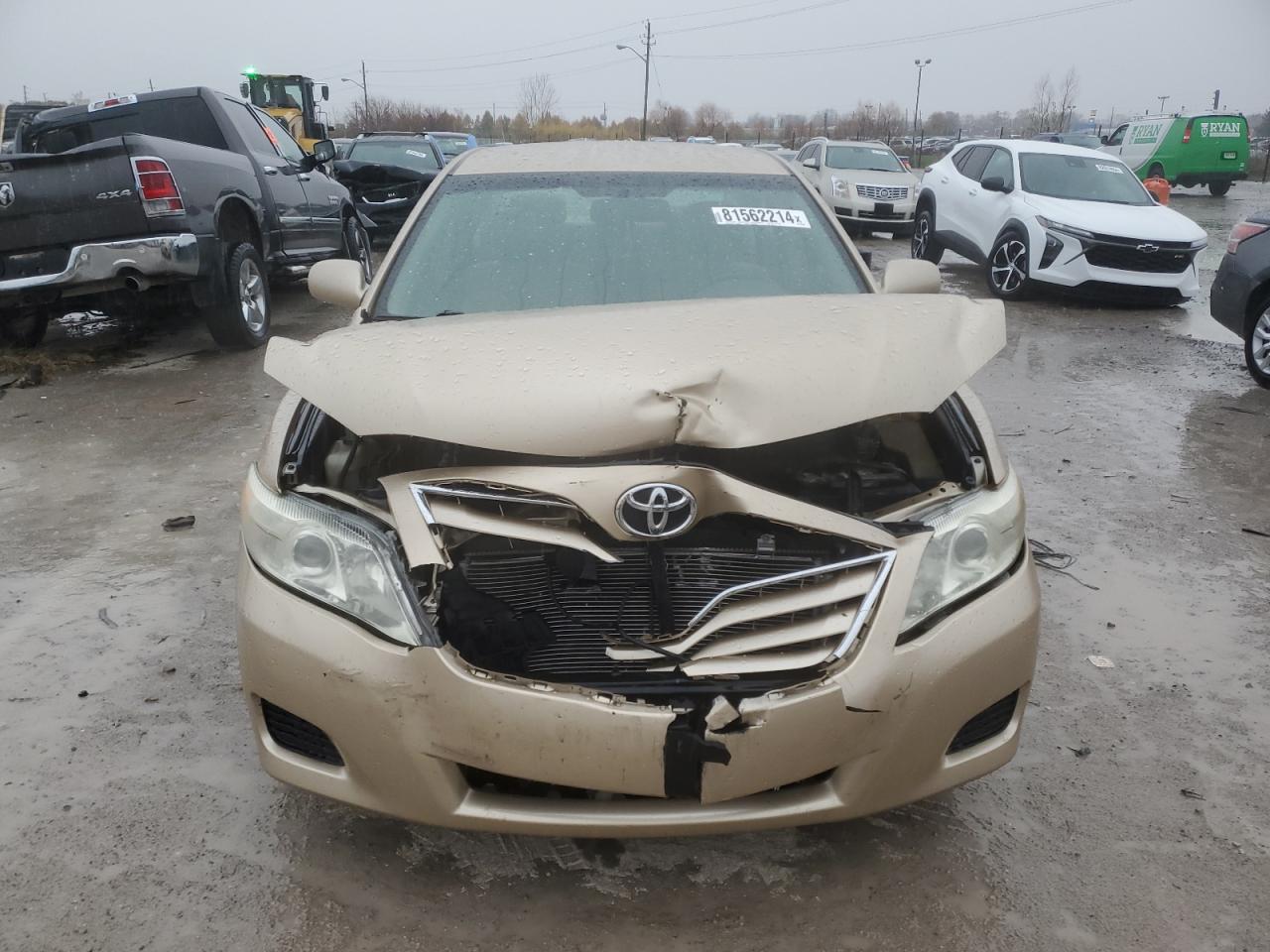 2010 Toyota Camry - Image 5