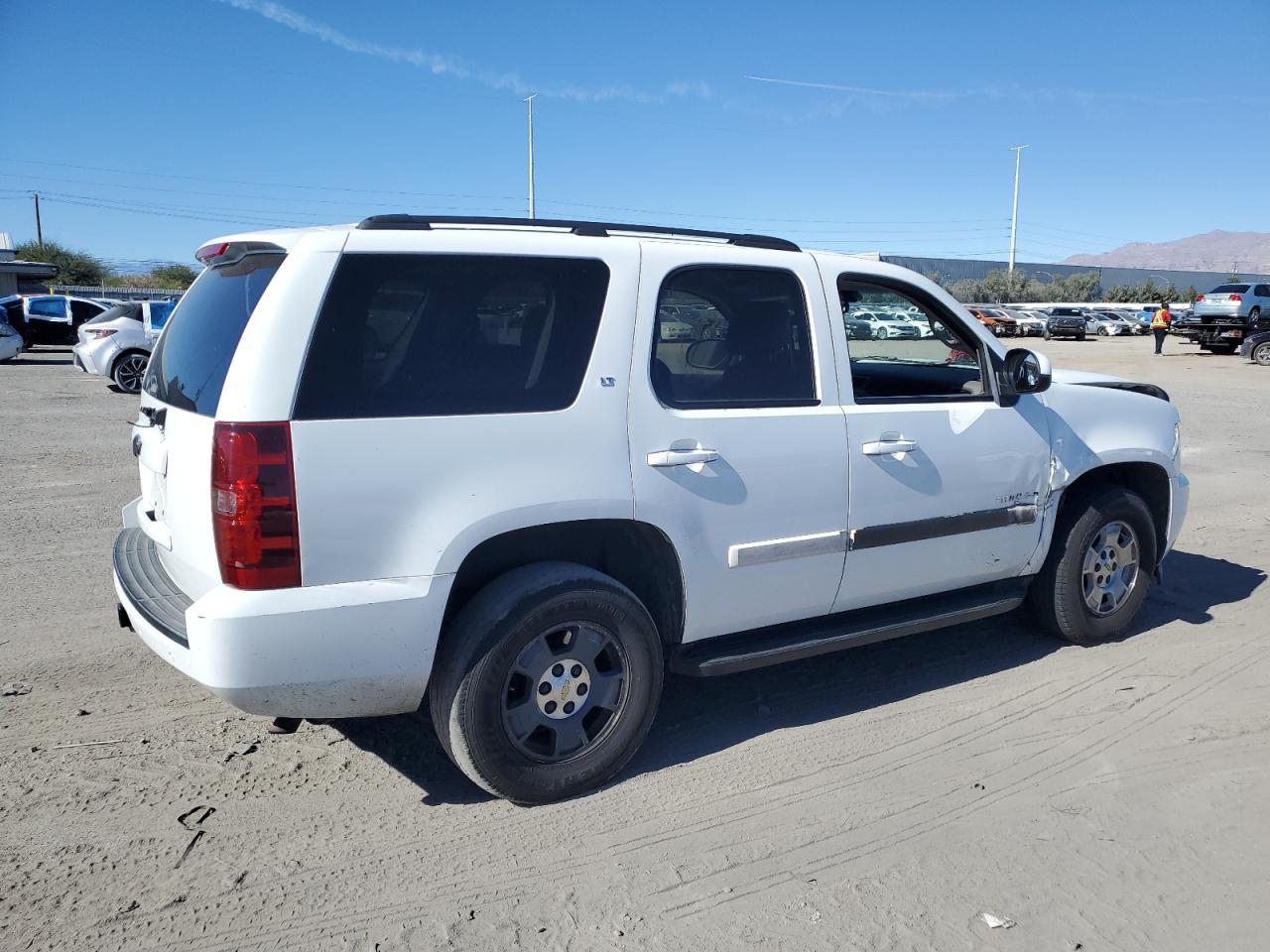 2007 Chevrolet Tahoe - Image 3