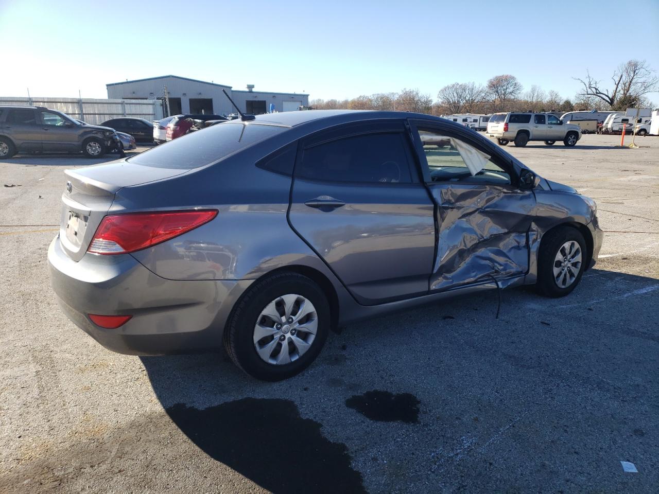 2015 Hyundai Accent - Image 3