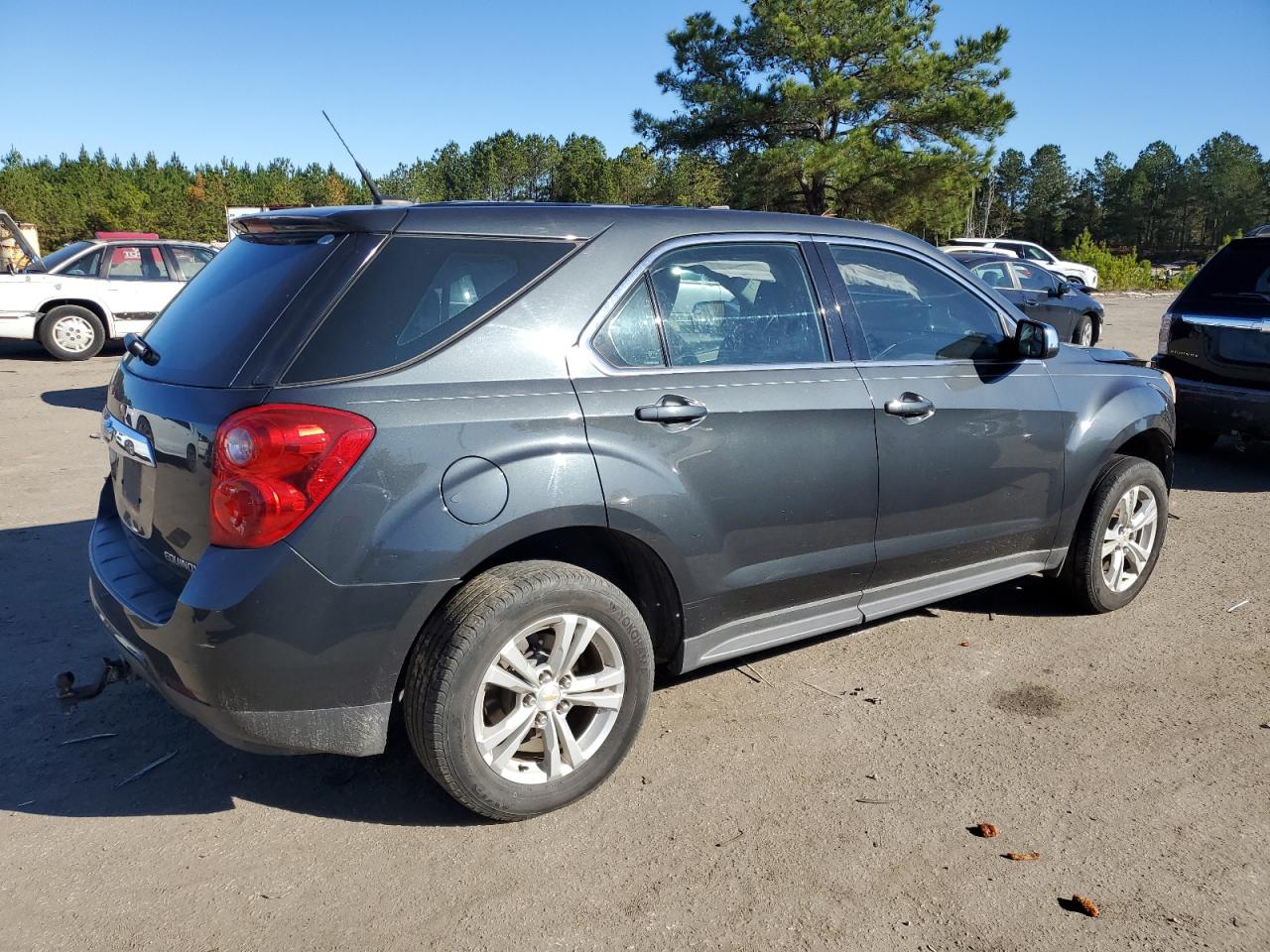 2012 Chevrolet Equinox - Image 3
