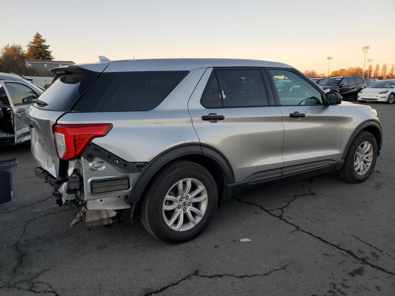 VIN 1FMSK7BH9LGD17927 2020 FORD EXPLORER no.3