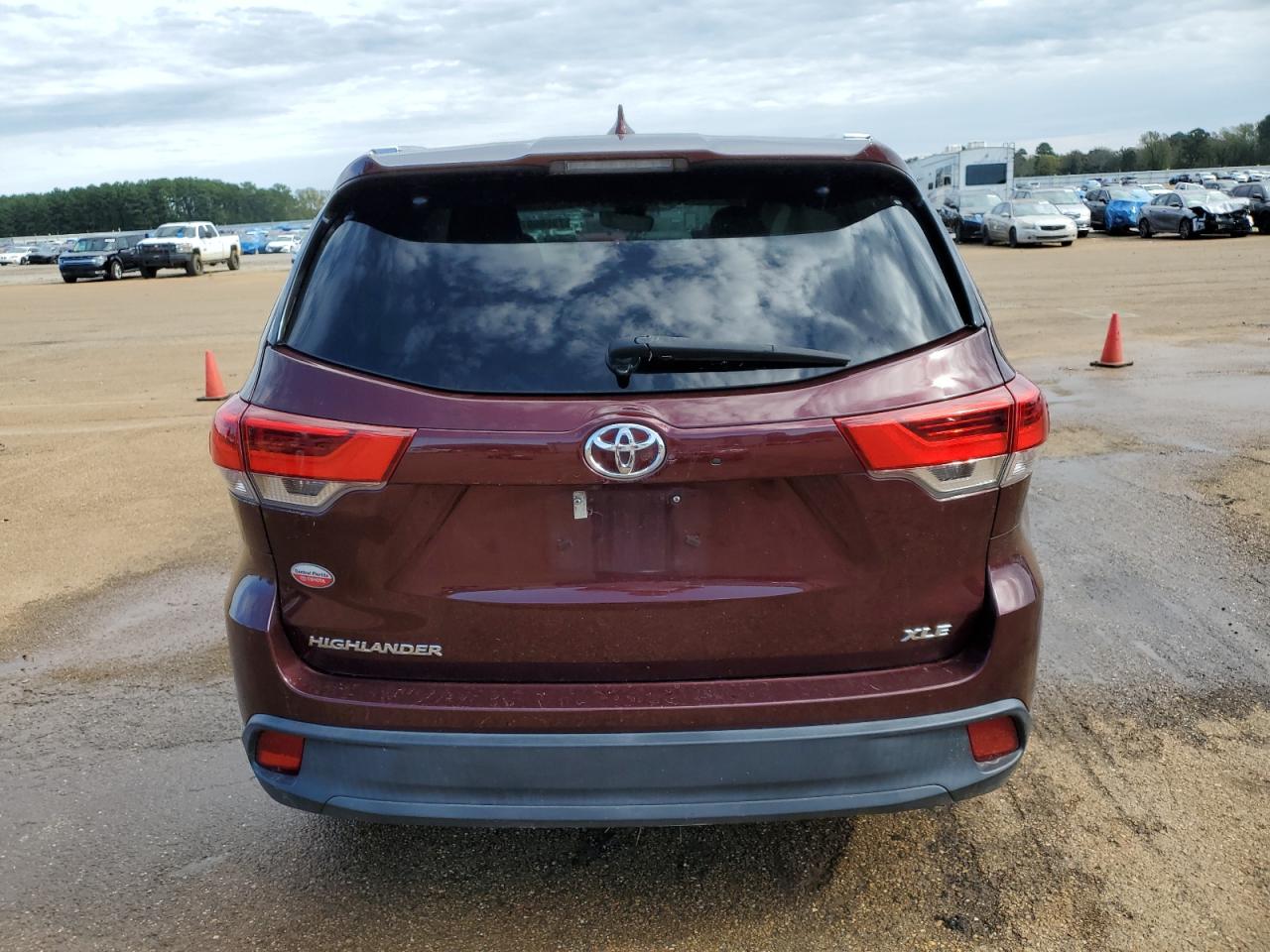 2019 Toyota Highlander Se VIN: 5TDKZRFHXKS340269 Lot: 79506074