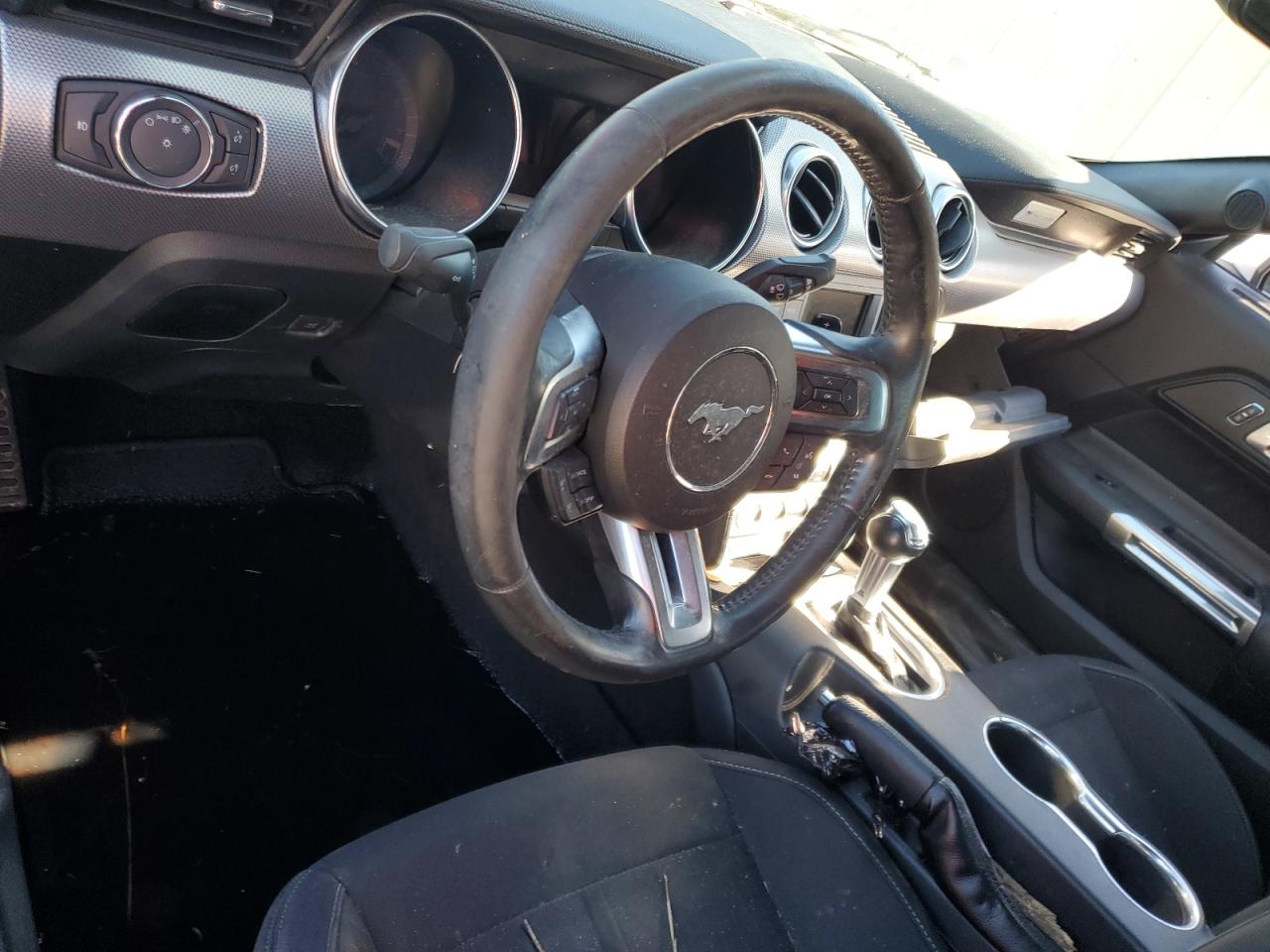 2018 Ford Mustang - Image 8