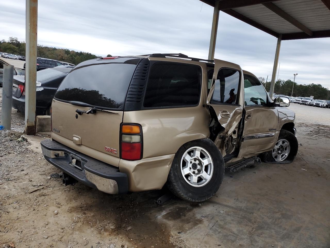 2004 GMC Yukon - Image 3