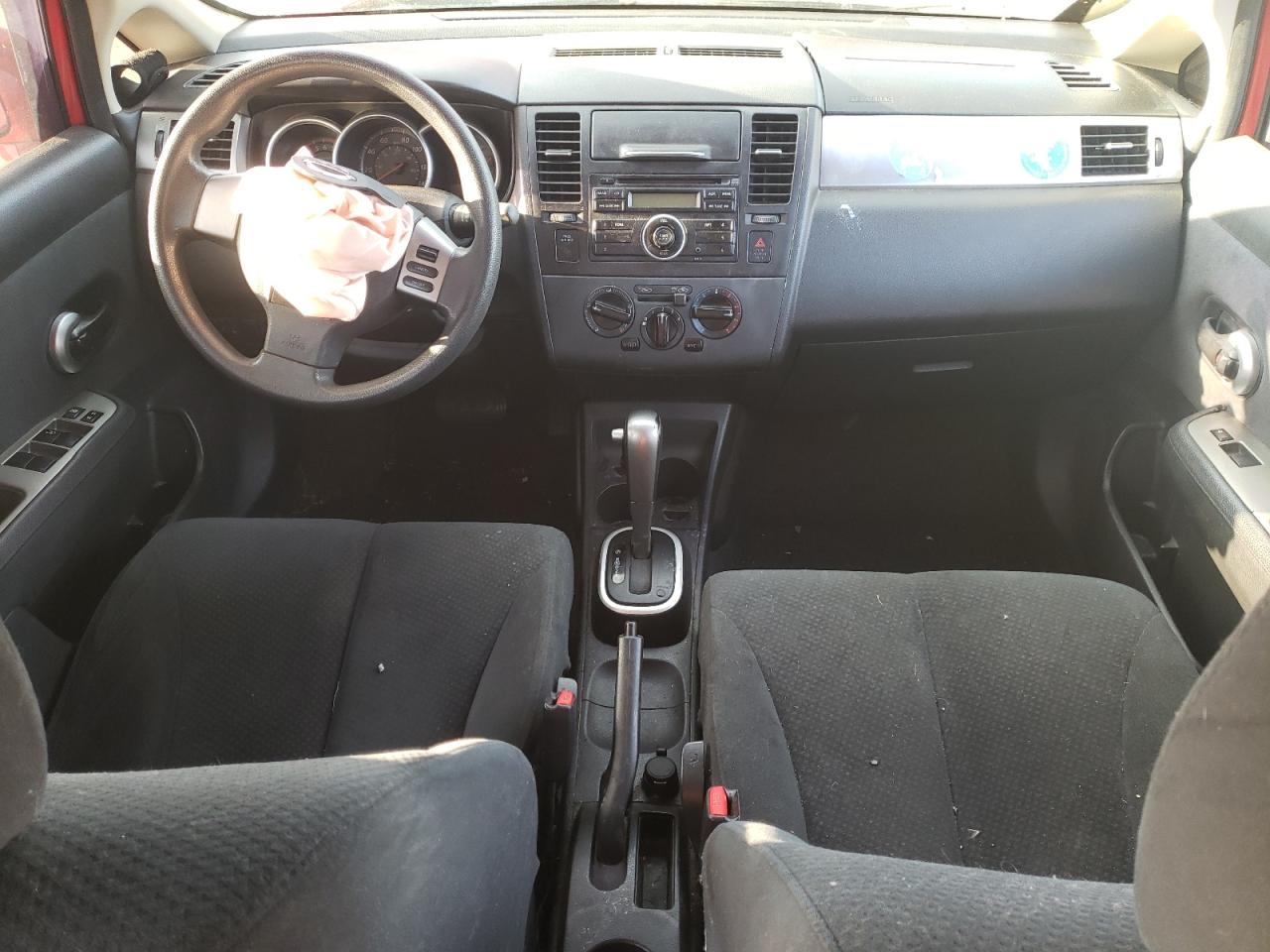 2011 Nissan Versa - Image 8