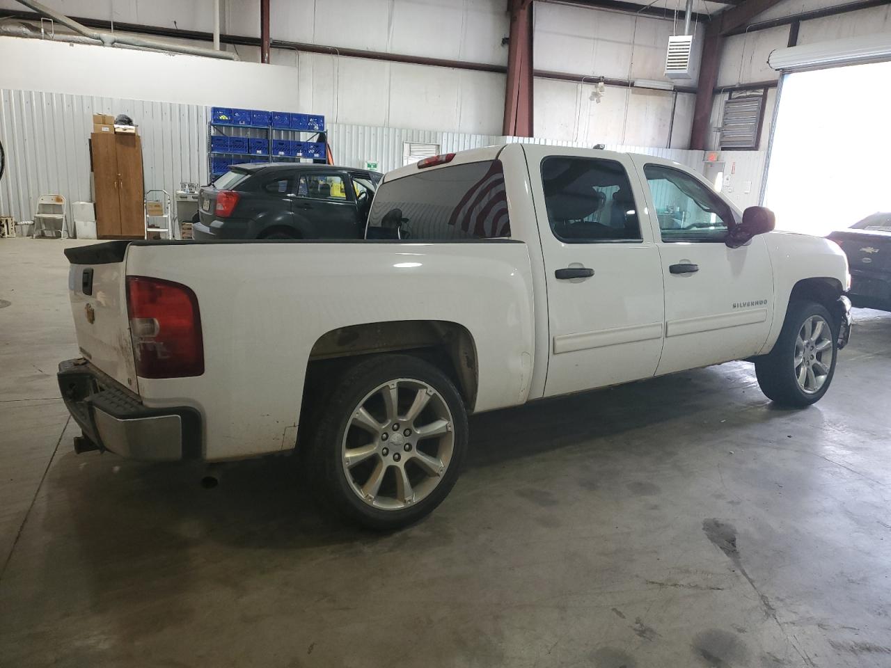 2012 Chevrolet Silverado - Image 3
