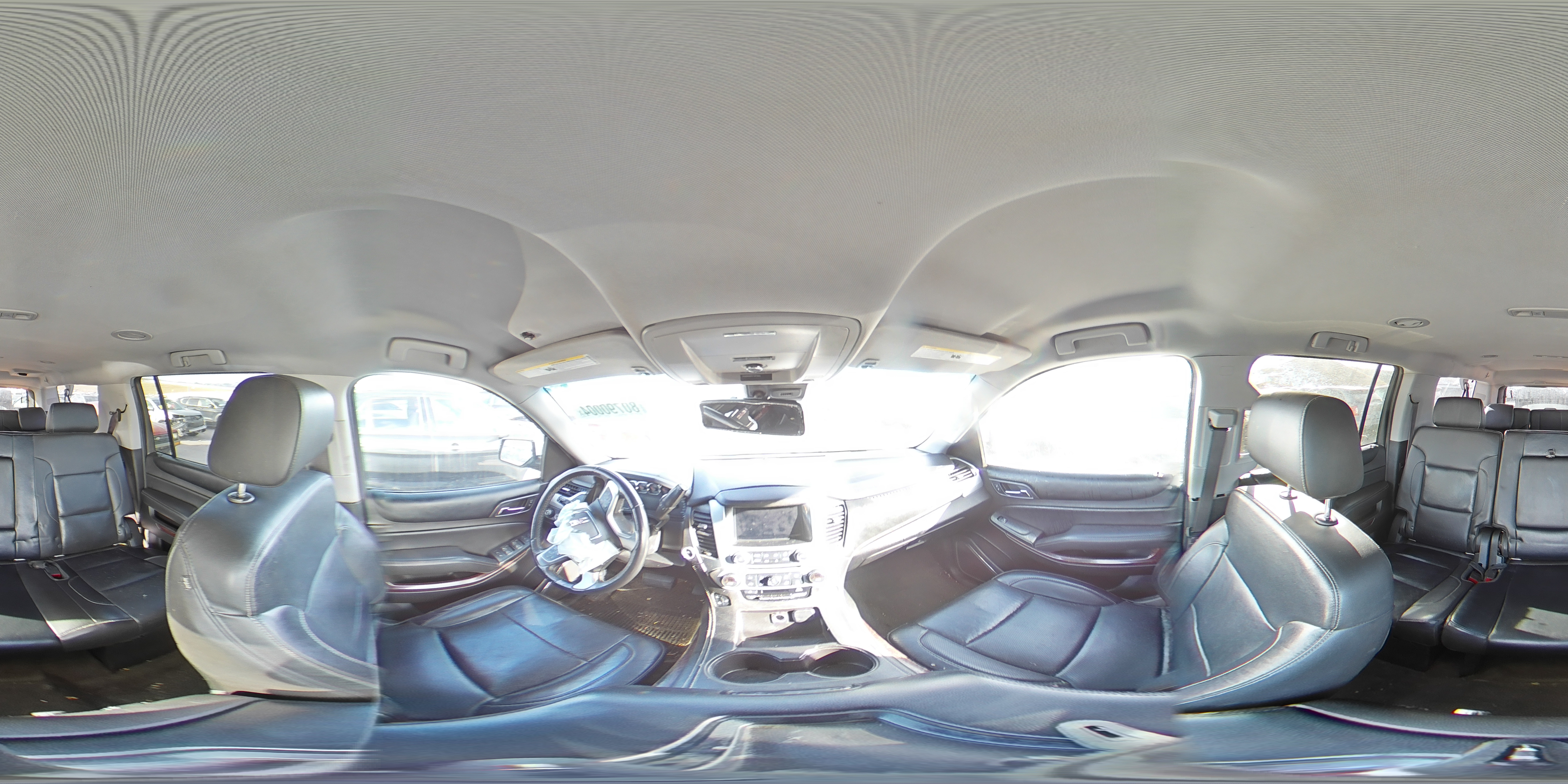 2015 GMC Yukon - Image 14